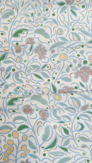 Barbara linen by Claire de Quénetain in pink, full repeat of a hand-painted floral design