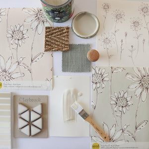 Caja Floral wallpaper by Seed Home Designs in grey, pattern sample of line-drawn daisies