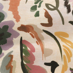 Bloomsbury Grande linen by Parker and Jules in cream and red, full repeat of large painterly flowers