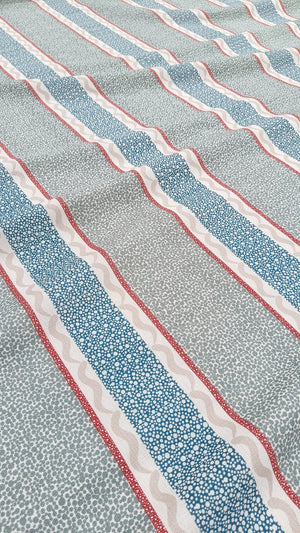 Pio Brown linen by Claire de Quénetain in blue, full repeat of fine stripes