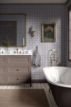 Picnic in the Flowers wallpaper by Studio Le Cocq in blue, a small floral lattice in a bathroom